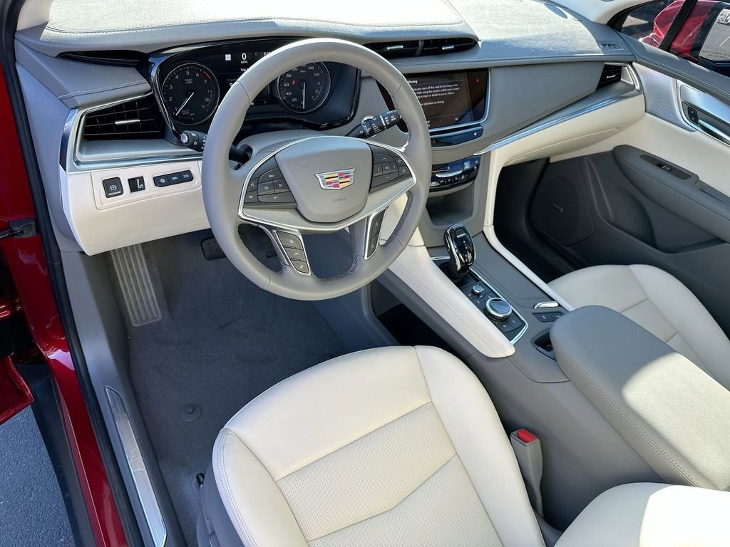 2026 Cadillac XT5 Premium Luxury