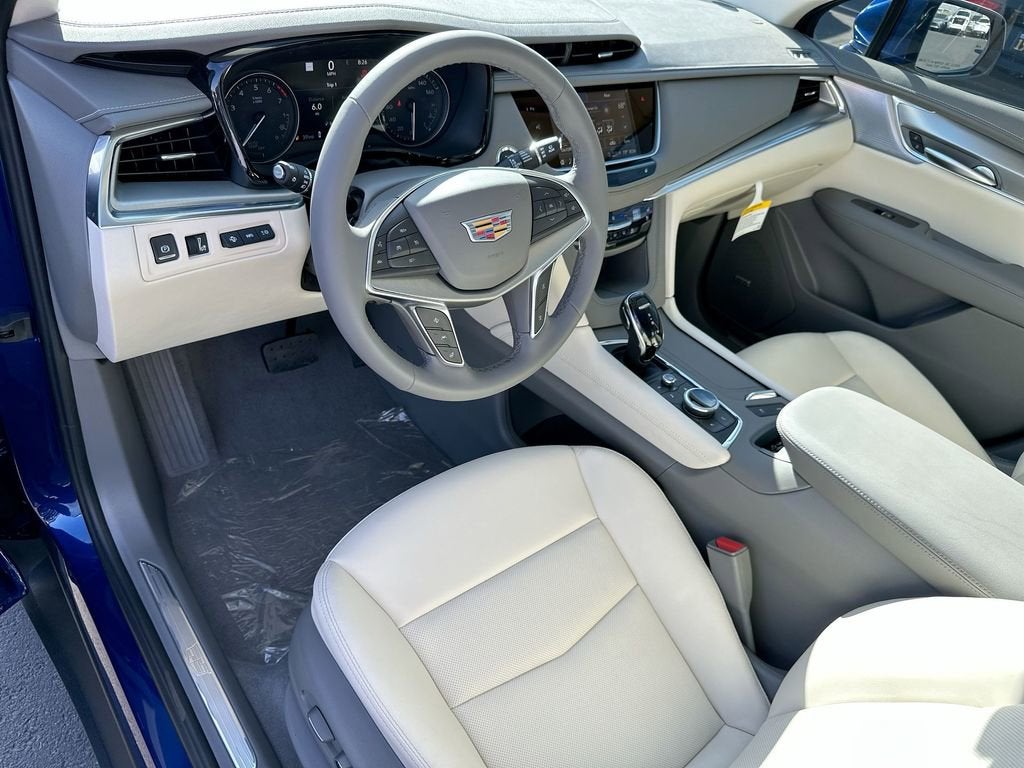 2026 Cadillac XT5 Premium Luxury