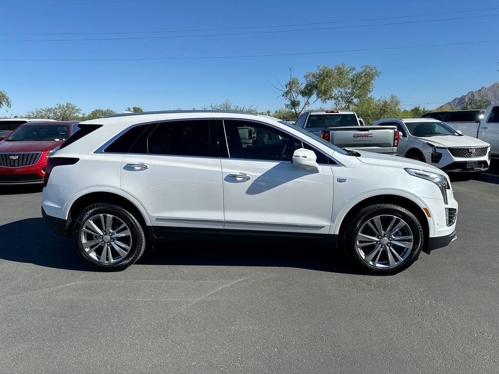 2026 Cadillac XT5 Premium Luxury