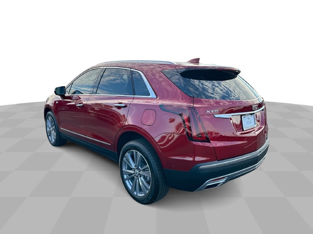 2026 Cadillac XT5 Premium Luxury