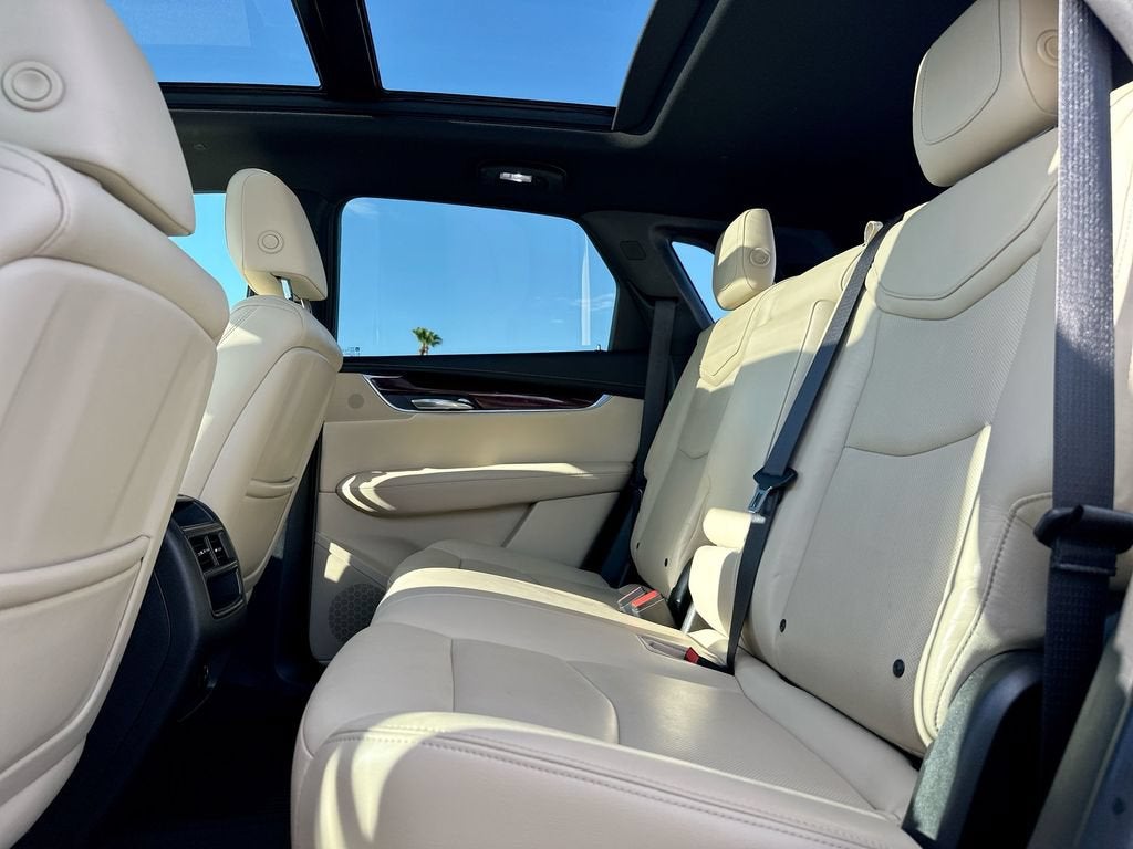 2017 Cadillac XT5 Premium Luxury FWD