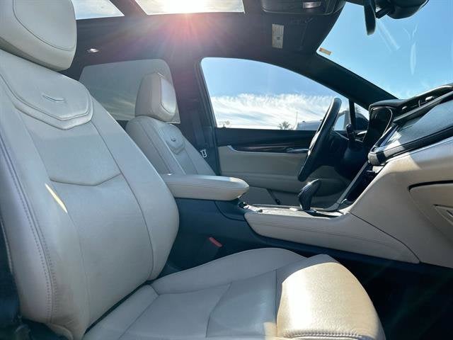 2018 Cadillac XT5 Luxury FWD