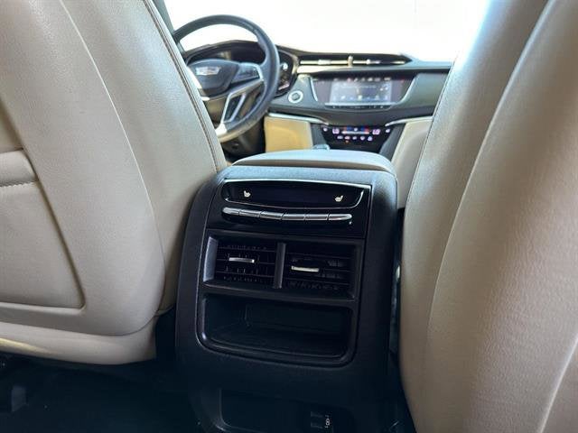 2018 Cadillac XT5 Luxury FWD