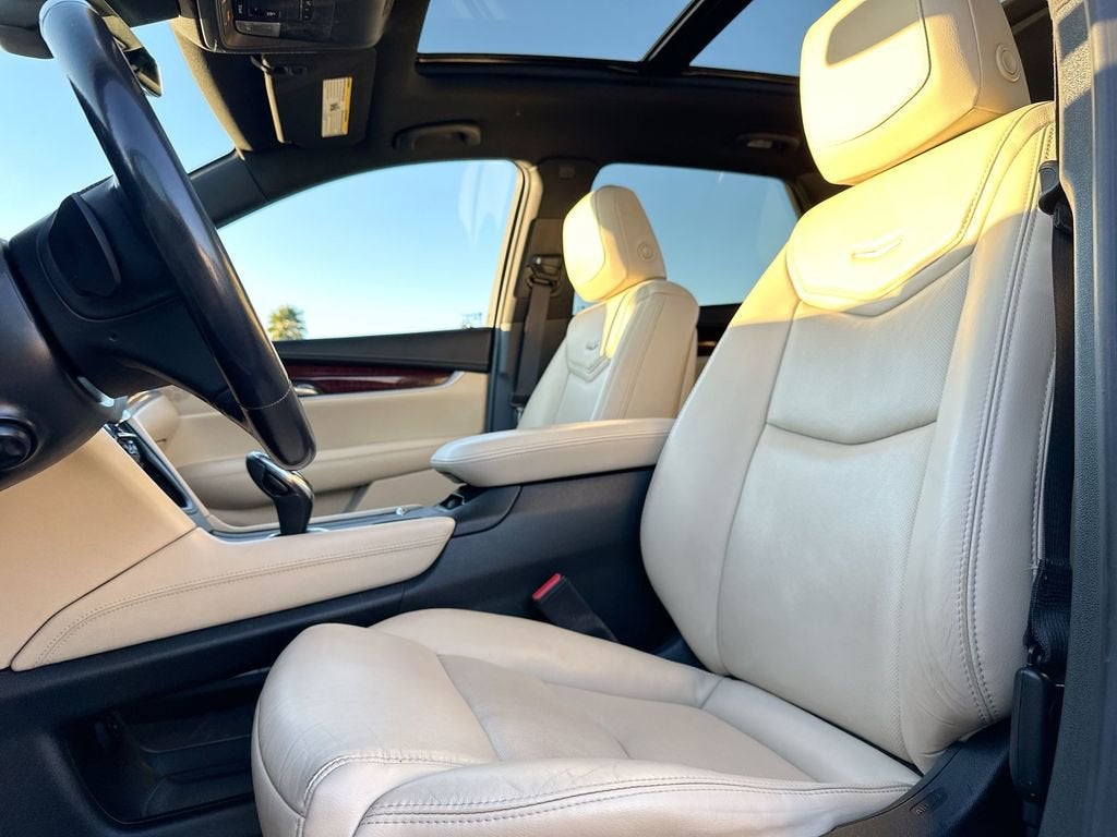 2018 Cadillac XT5 Luxury FWD