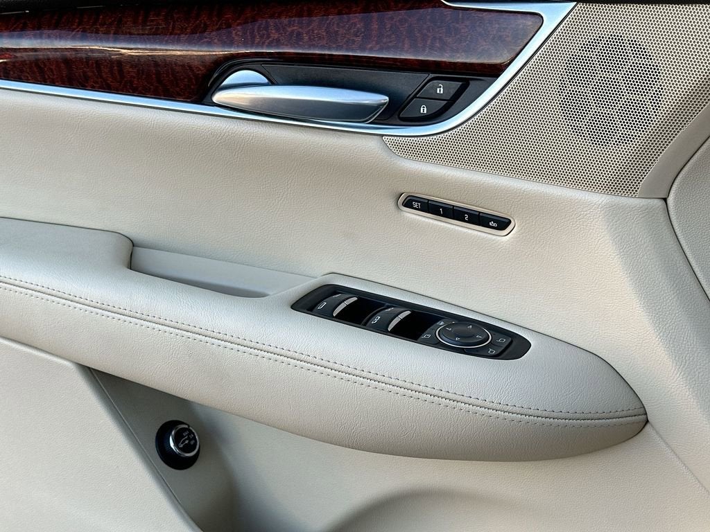 2018 Cadillac XT5 Luxury FWD