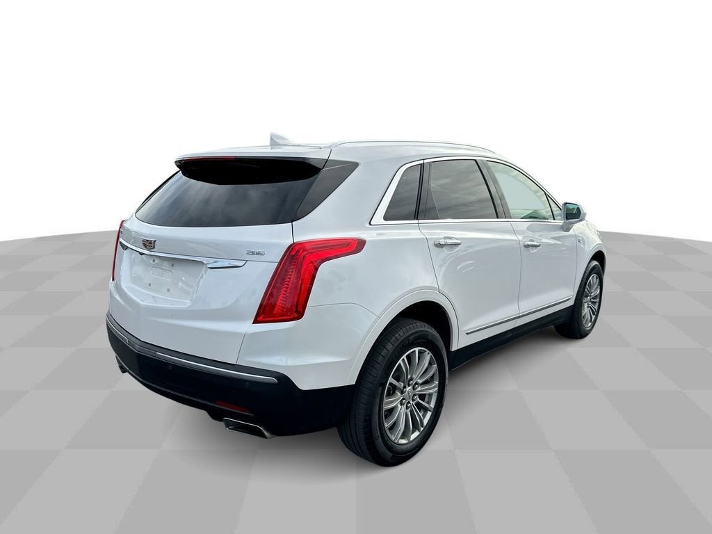 2018 Cadillac XT5 Luxury FWD