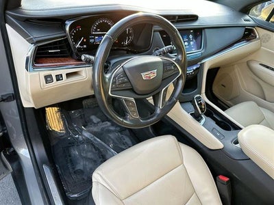 2018 Cadillac XT5 Luxury FWD