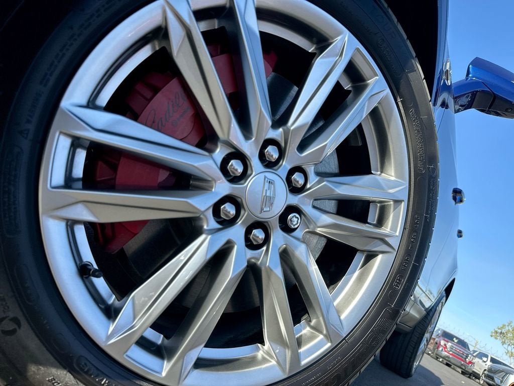 2024 Cadillac XT5 Sport