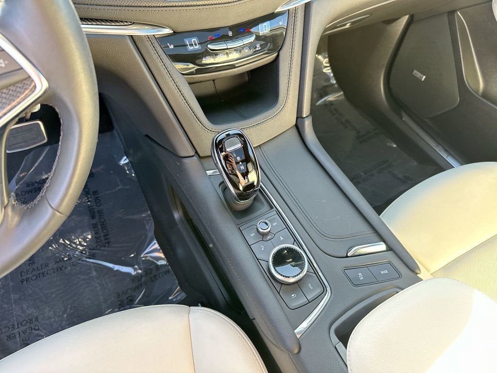 2024 Cadillac XT5 Sport