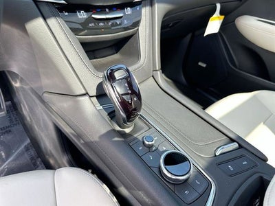 2025 Cadillac XT5 Sport