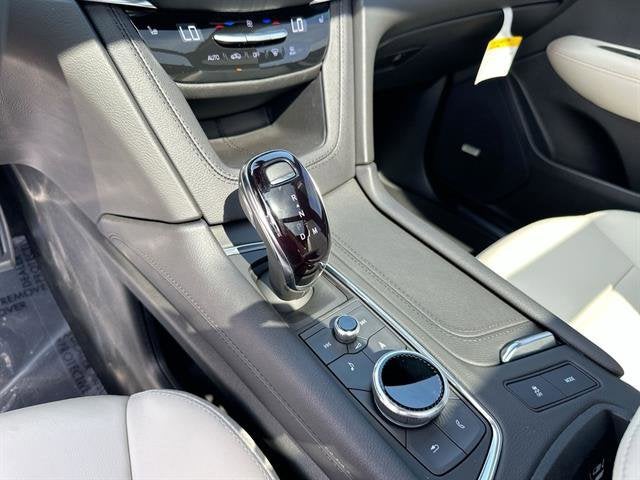 2025 Cadillac XT5 Sport