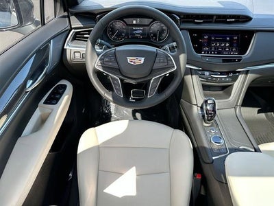2025 Cadillac XT5 Sport
