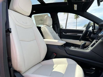 2025 Cadillac XT5 Sport