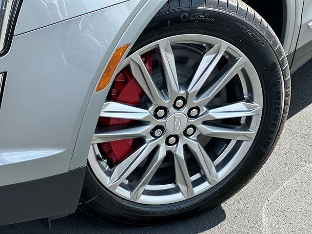 2025 Cadillac XT5 Sport