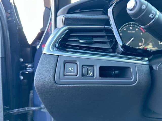 2025 Cadillac XT6 Luxury