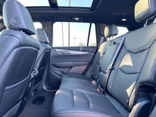 2025 Cadillac XT6 Luxury