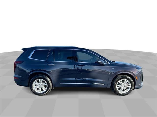 2025 Cadillac XT6 Luxury