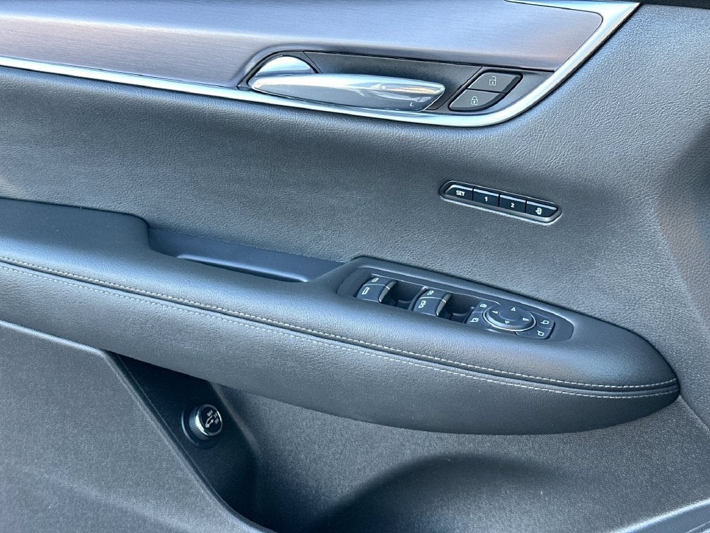 2023 Cadillac XT6 FWD Luxury