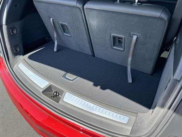 2025 Cadillac XT6 Luxury