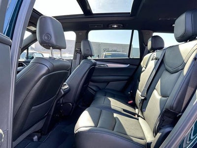 2025 Cadillac XT6 Luxury