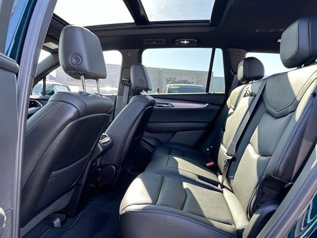 2025 Cadillac XT6 Luxury