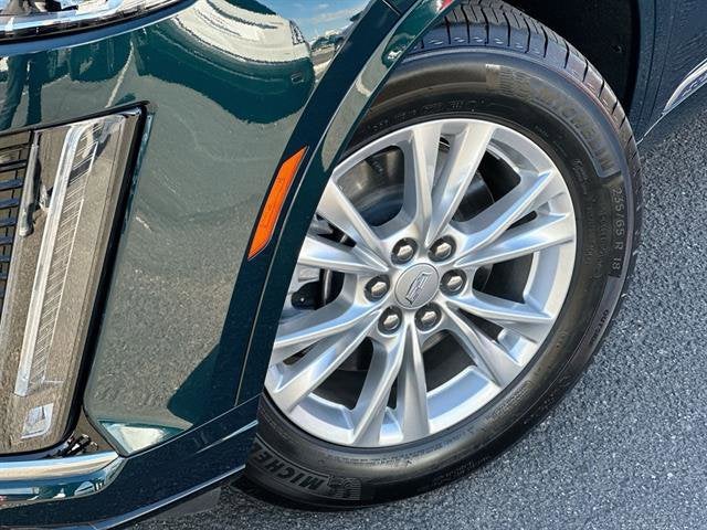 2025 Cadillac XT6 Luxury