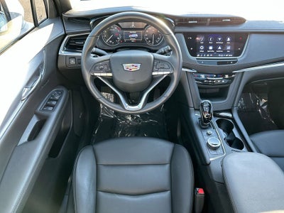 2025 Cadillac XT6 Luxury