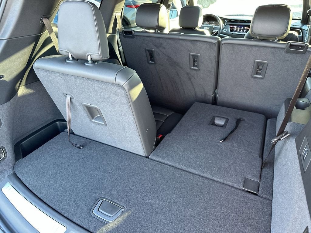 2025 Cadillac XT6 Luxury