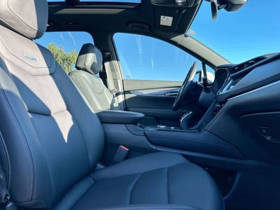 2025 Cadillac XT6 Luxury