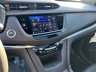 2025 Cadillac XT6 Luxury