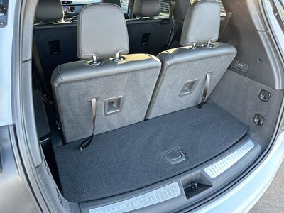 2025 Cadillac XT6 Luxury