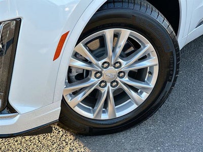 2025 Cadillac XT6 Luxury