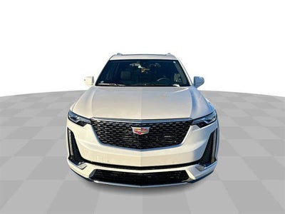 2025 Cadillac XT6 Luxury