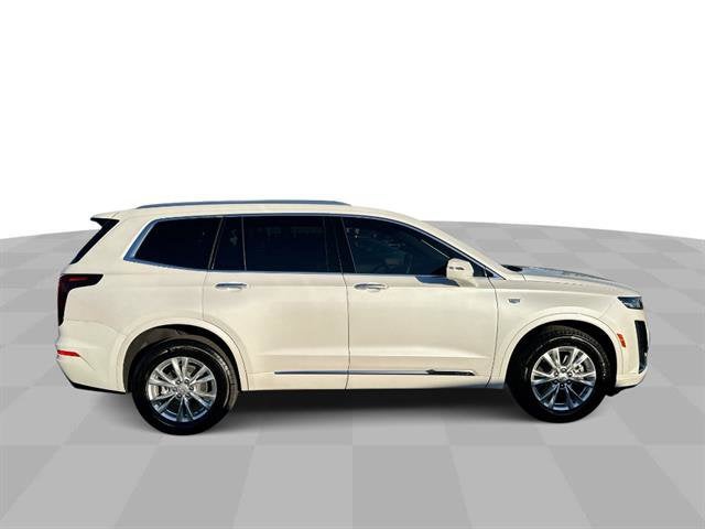 2025 Cadillac XT6 Luxury