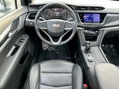 2025 Cadillac XT6 Premium Luxury