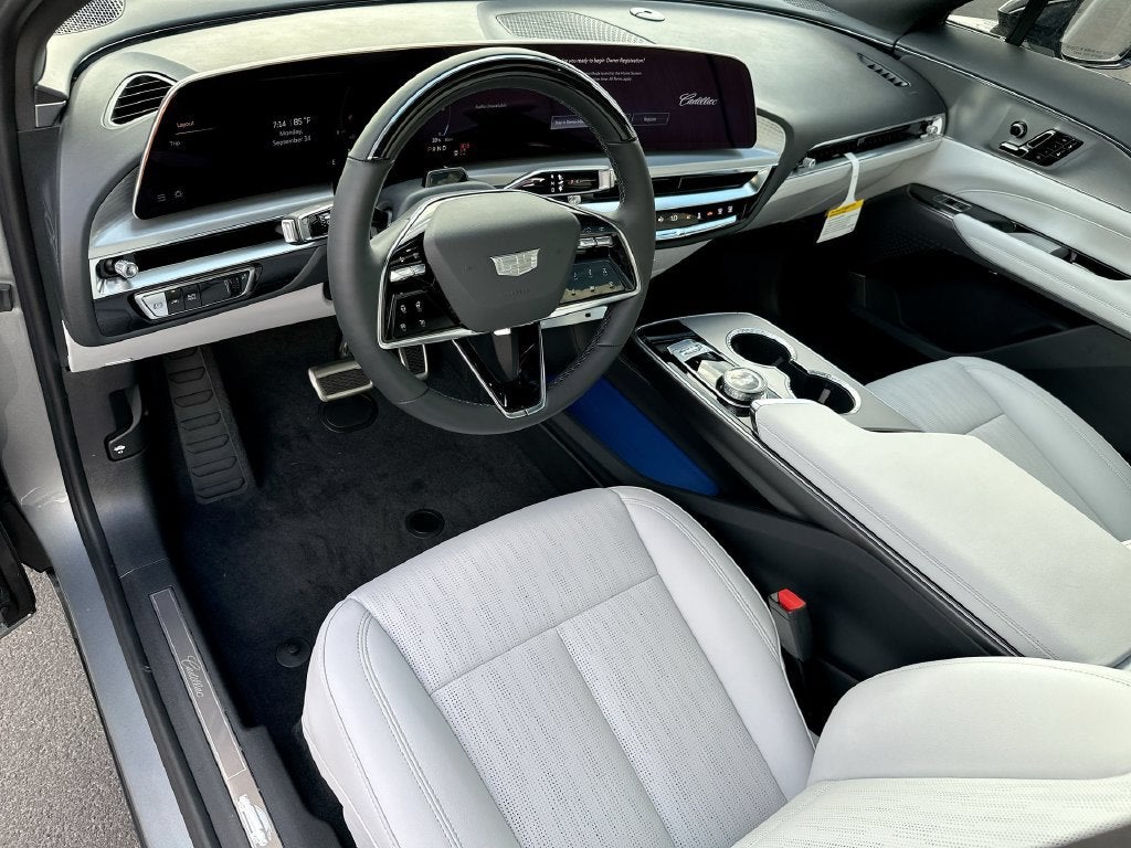 2027 Cadillac LYRIQ Luxury