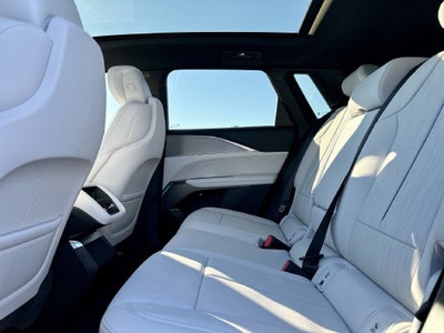 2027 Cadillac LYRIQ Luxury