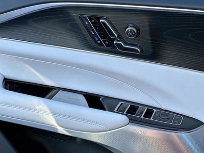 2026 Cadillac LYRIQ Premium Luxury