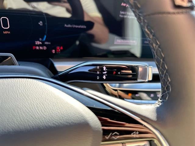 2026 Cadillac LYRIQ Premium Luxury