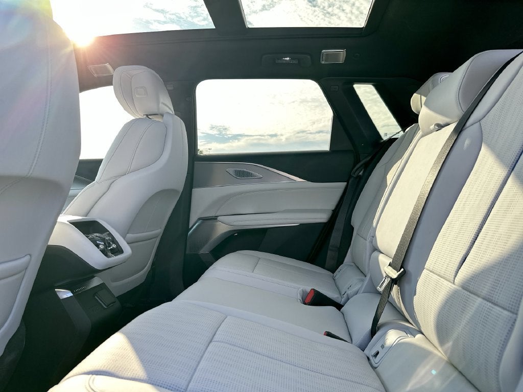2027 Cadillac LYRIQ Premium Luxury