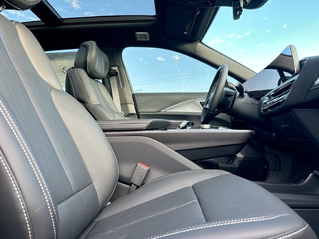 2027 Cadillac LYRIQ Premium Luxury