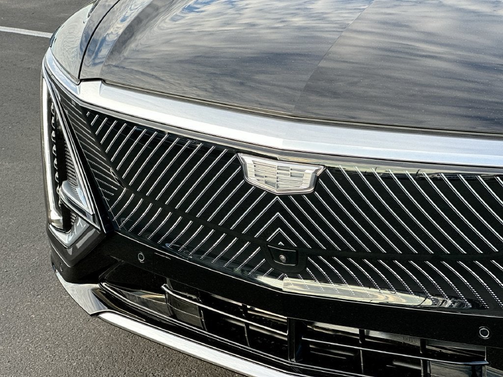 2027 Cadillac LYRIQ Premium Luxury