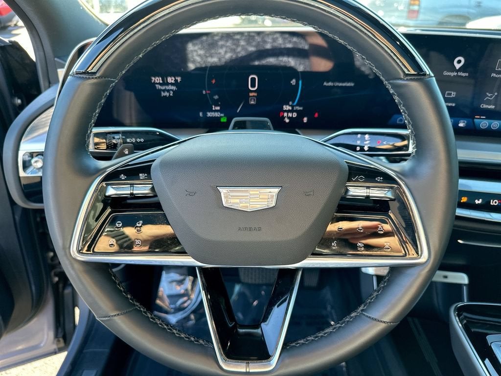 2024 Cadillac LYRIQ Luxury 2