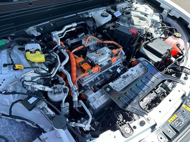 2025 Cadillac LYRIQ Luxury 2