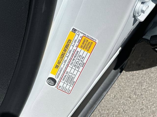 2025 Cadillac LYRIQ Luxury 2