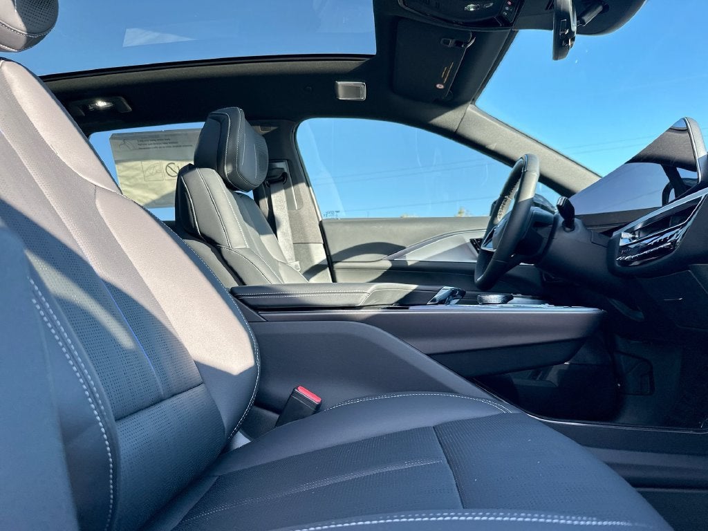 2027 Cadillac LYRIQ Premium Sport