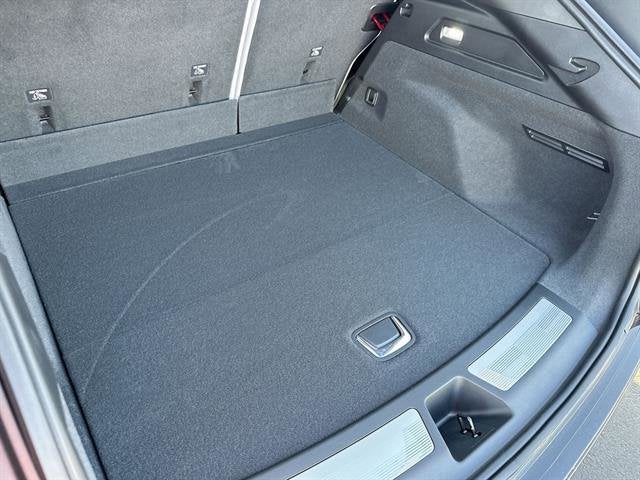 2025 Cadillac LYRIQ Sport 2