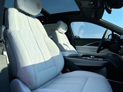 2025 Cadillac LYRIQ Sport 2