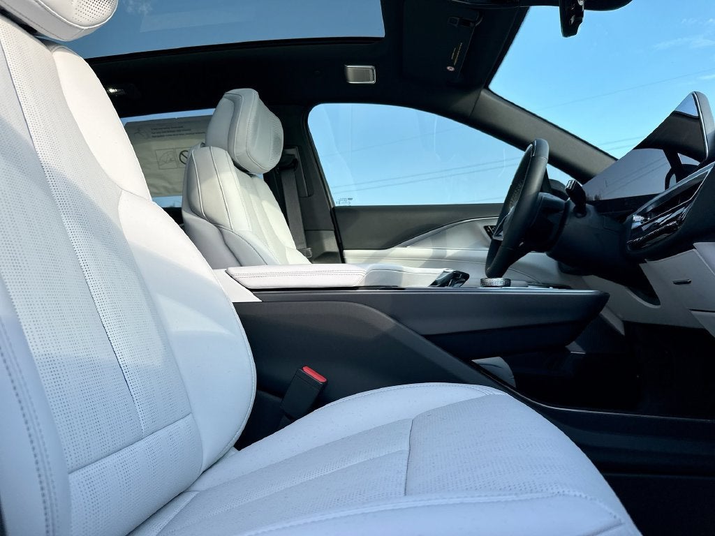2027 Cadillac LYRIQ Premium Sport