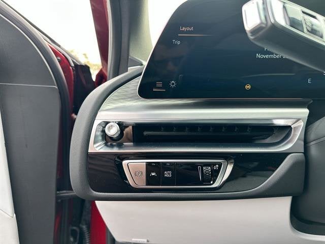 2026 Cadillac LYRIQ Premium Sport